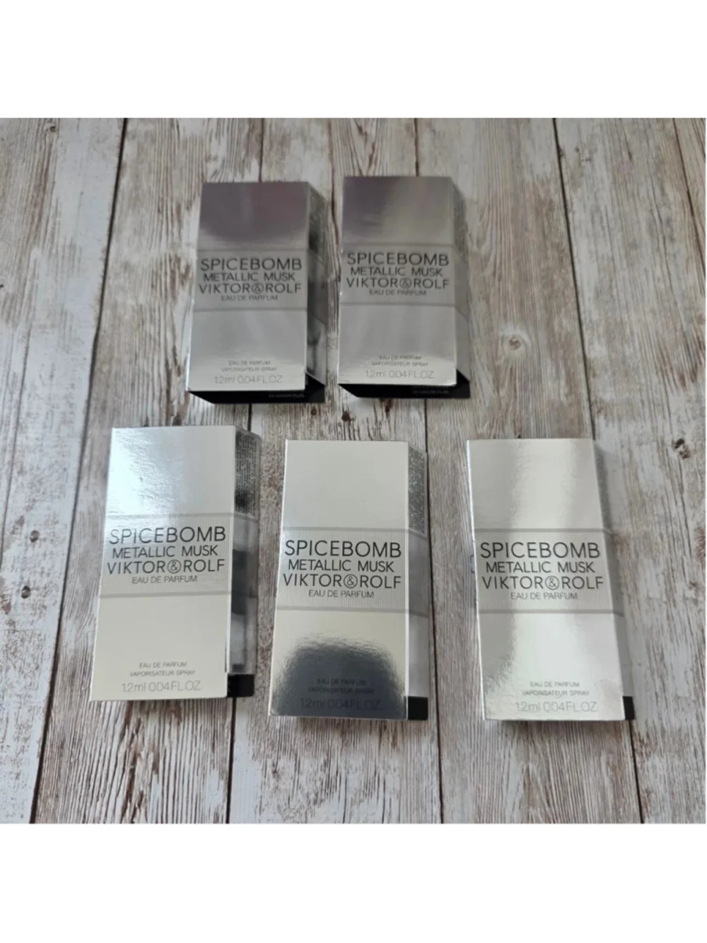 Men Viktor & Rolf Spicebomb Metallic Musk Samples